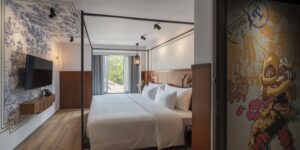 2. Rooms Stylish boutique hotel room in Silom Bangkok with king size bed and artistic wall design - PASSA HOTEL BANGKOK