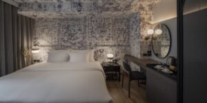 3. Rooms Cozy king bedroom with artistic decor and full amenities near BTS Saladaeng - PASSA HOTEL BANGKOK